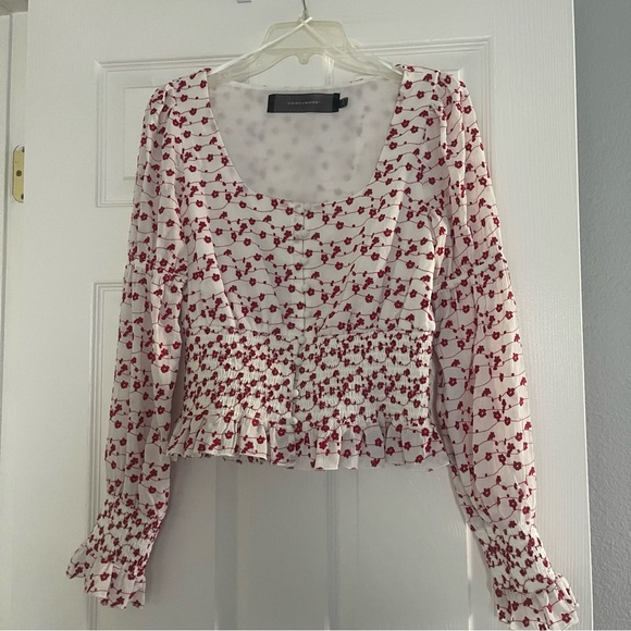 Code x Mode Top - Picture 2 of 5